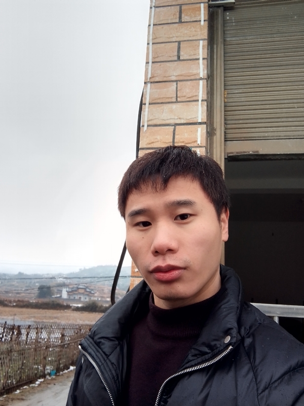 银色的羽翼的第一张照片--蚌埠王婆说媒